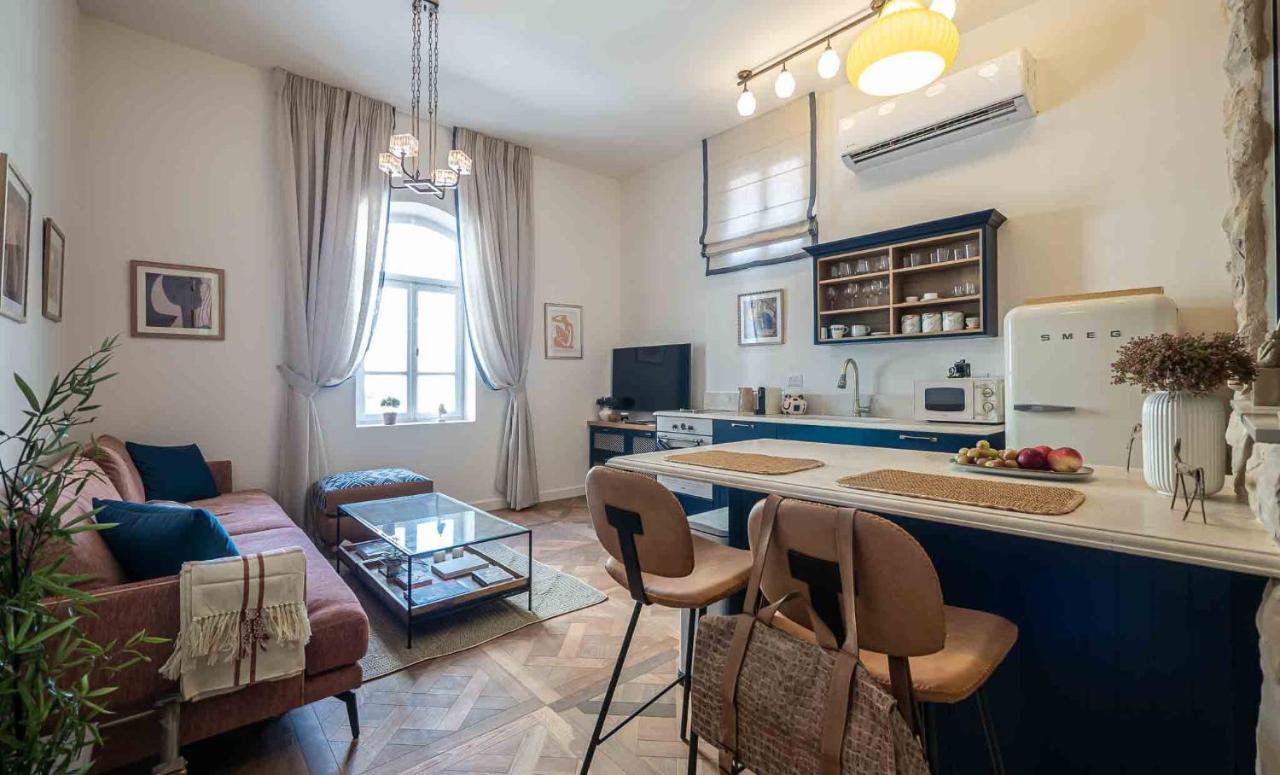 Veller Shemaiah #4 Apartment Tel Aviv
